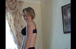 Mature tube amateur striptease