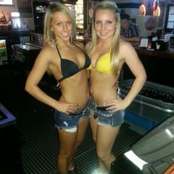 Bikini sports bar in texas