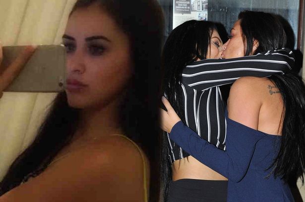 best of Female kissing Bisexual